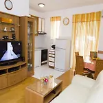 Klarina Apartman *