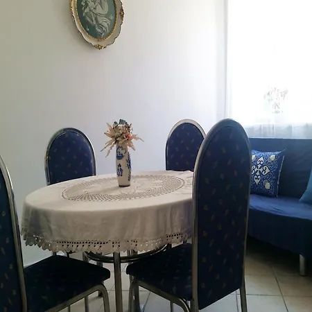 Klarina Апартаменти *